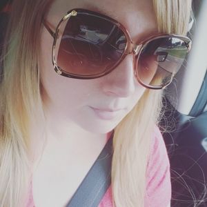 Meet your Posher, Jayme